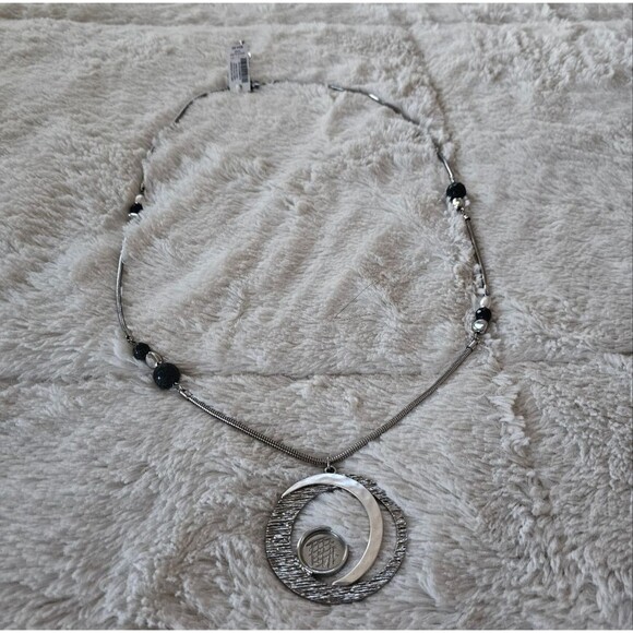 NEW WITH TAGS Chicos,Elegant Silver Pendent Necklace: Black Accents 32" Chain - Picture 3 of 7